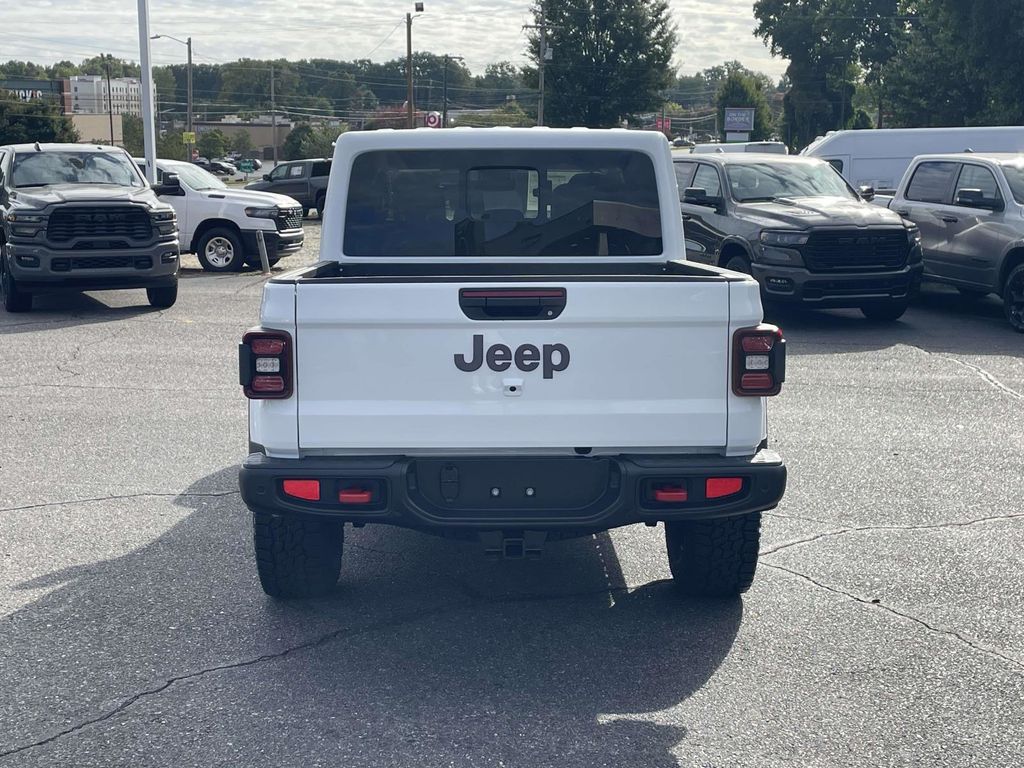 2025 Jeep Gladiator Rubicon photo 6