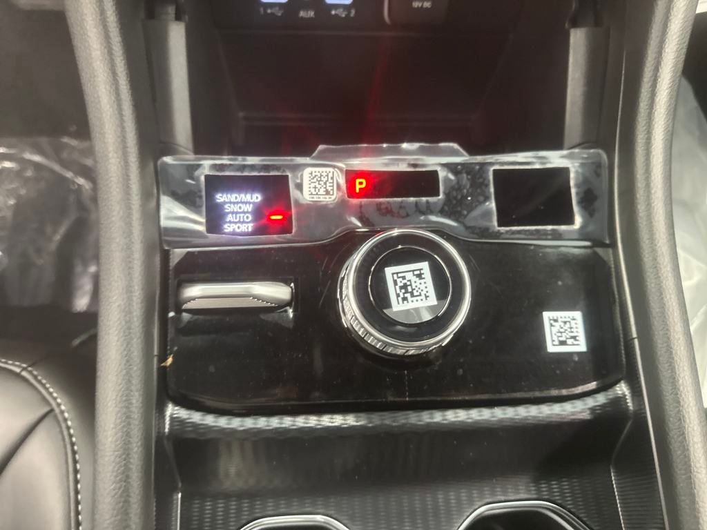 2025 Jeep Grand Cherokee Limited photo 4