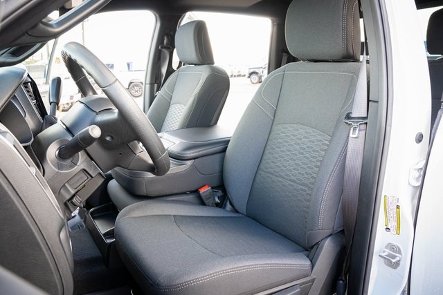 2025 Ram 2500 Tradesman photo 13