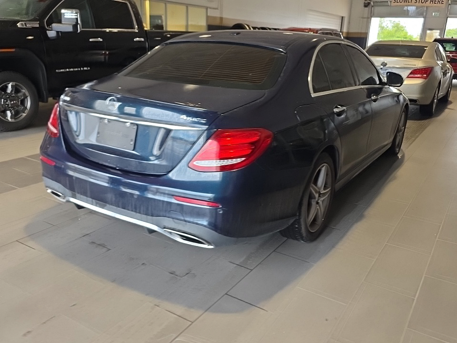2017 Mercedes Benz E 300 4MATIC photo 5