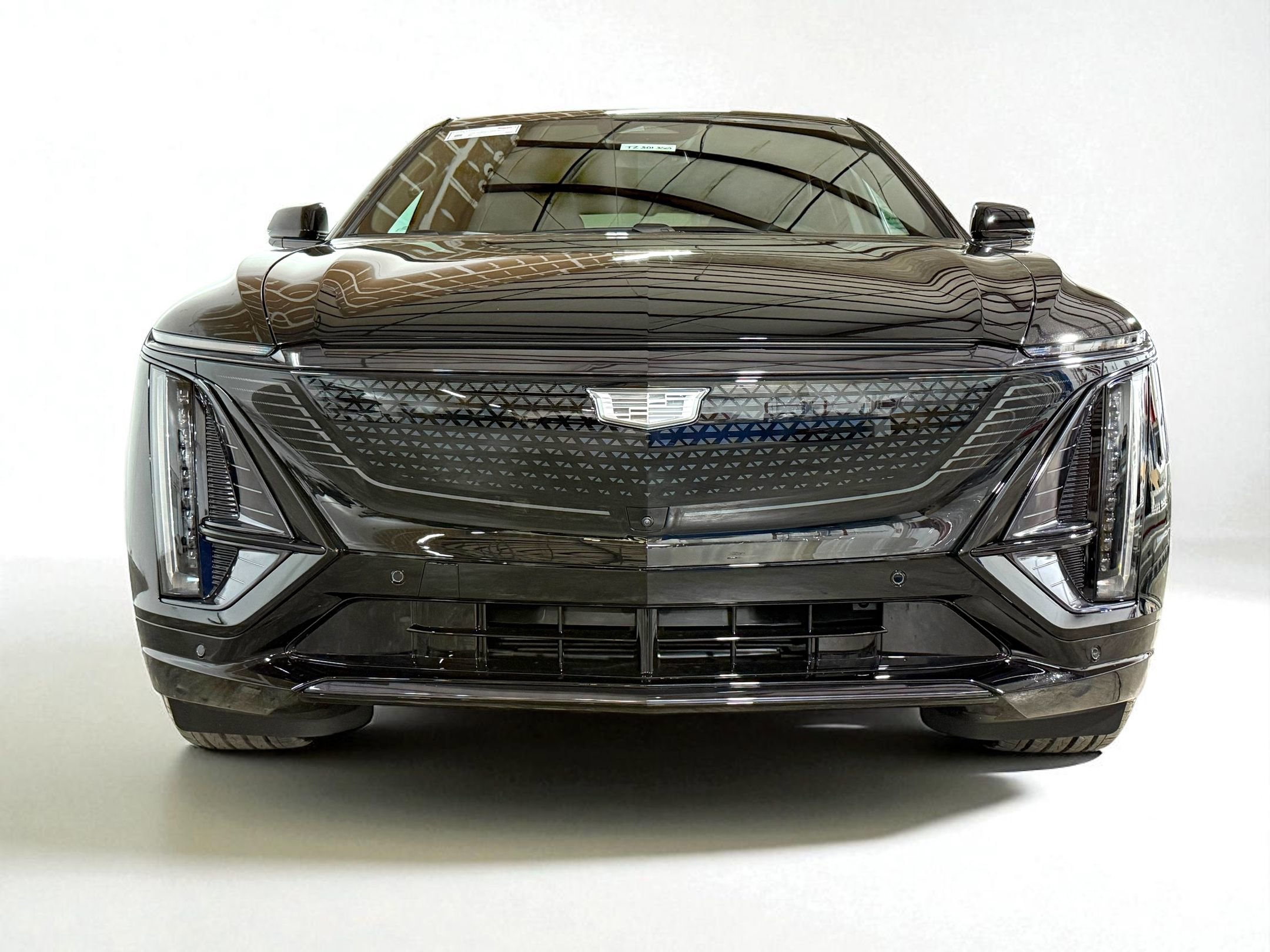 2026 Cadillac Lyriq Sport photo 4