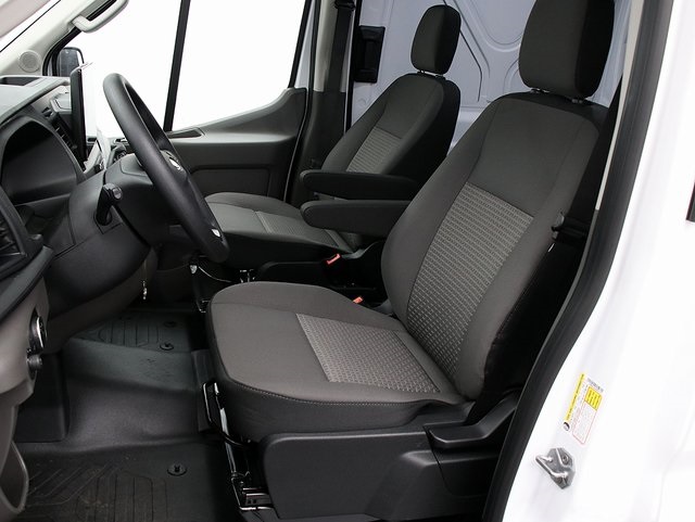 2025 Ford Transit Cargo Van photo 4