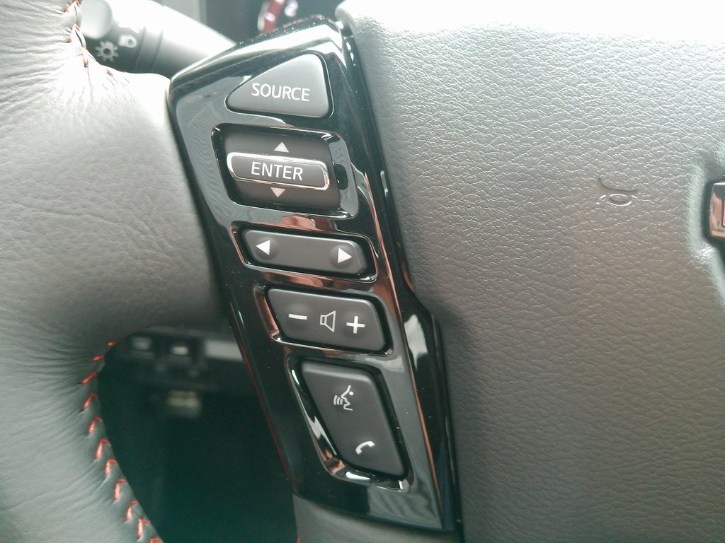 2025 Nissan Frontier Crew Cab PRO-4X photo 24