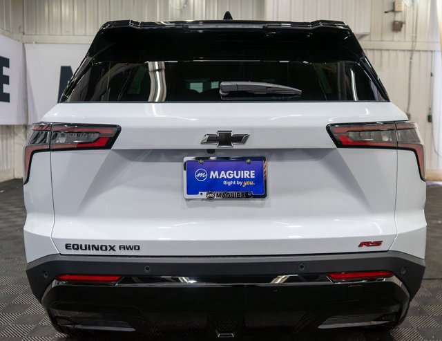 2026 Chevrolet Equinox RS photo 3