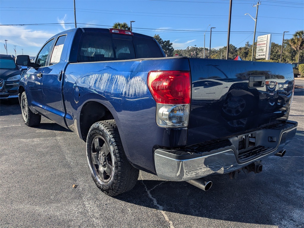 Used 2007 Toyota Tundra SR5 with VIN 5TFRV54177X022586 for sale in Lake City, FL