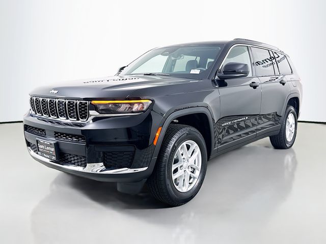 2025 Jeep Grand Cherokee Laredo X photo 3