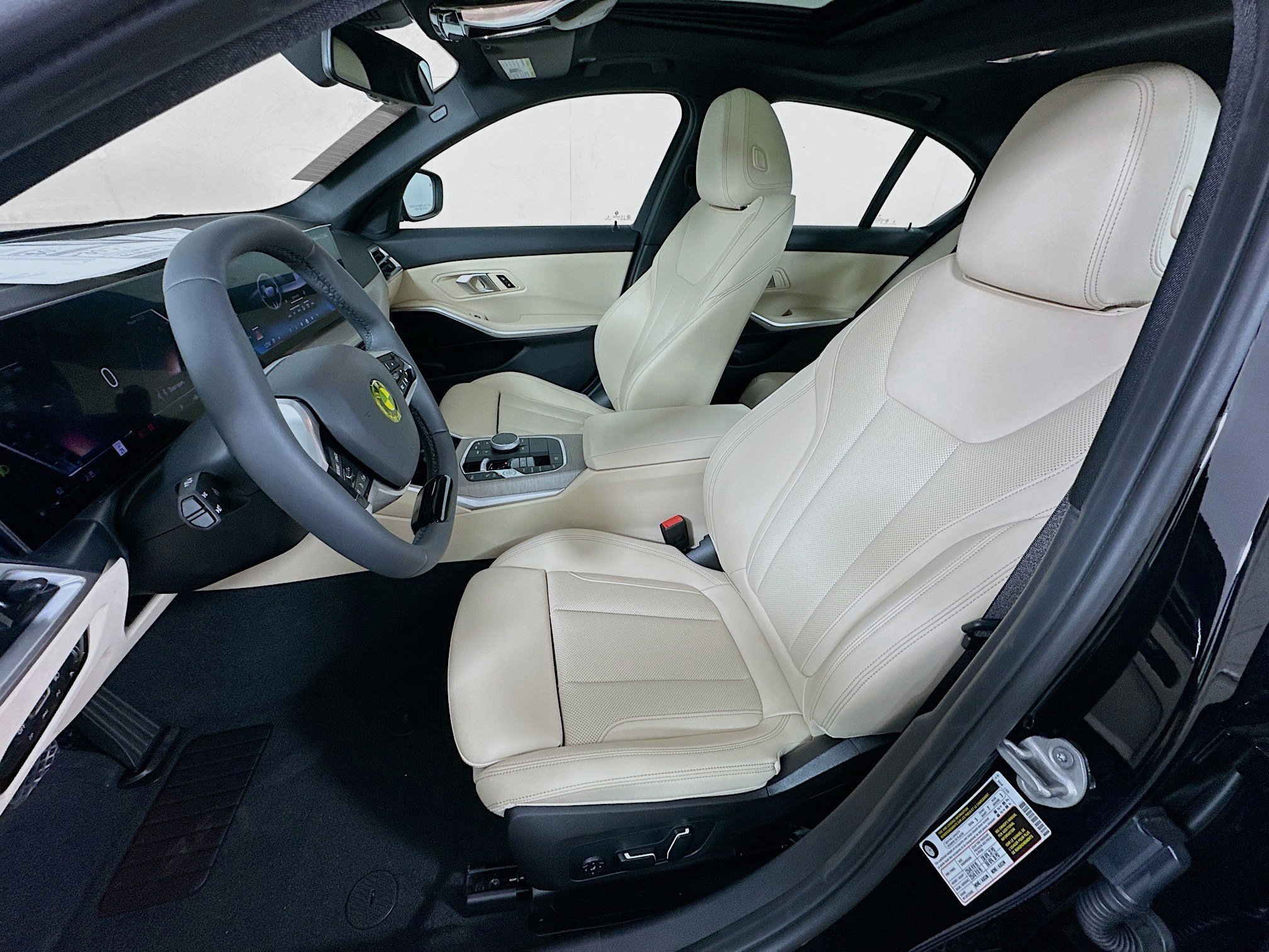 2025 Bmw 330i photo 15