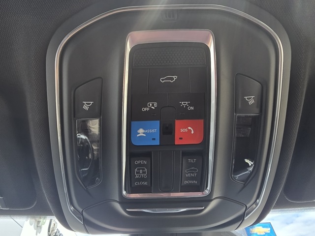 2025 Jeep Grand Cherokee Altitude X photo 18