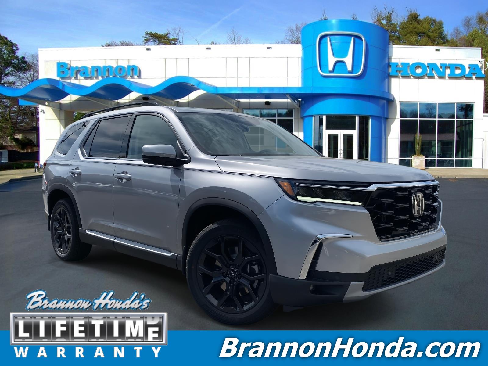 2025 Honda Pilot Touring's photo