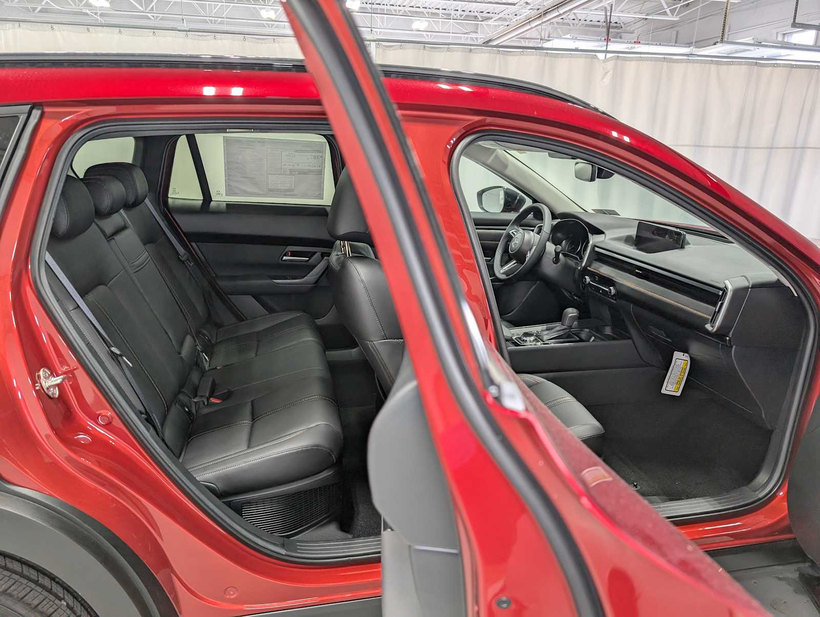 2025 Mazda CX-50 Premium photo 6