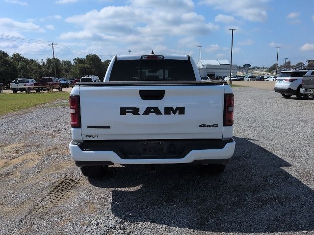 2025 Ram 1500 Tradesman photo 5