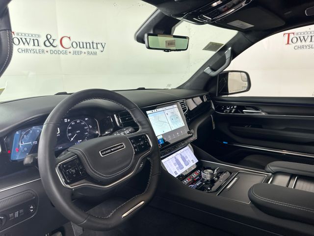 2024 Jeep Grand Wagoneer II photo 24