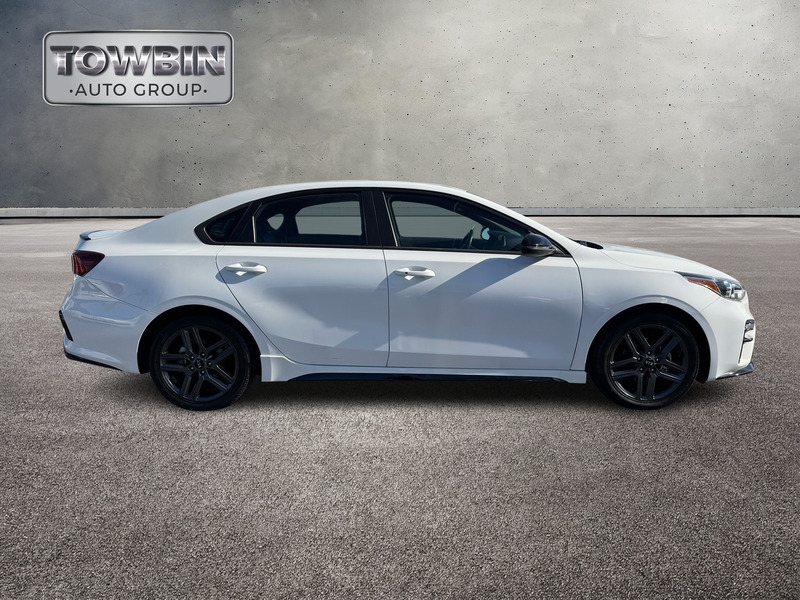 2021 Kia Forte GT-Line photo 3