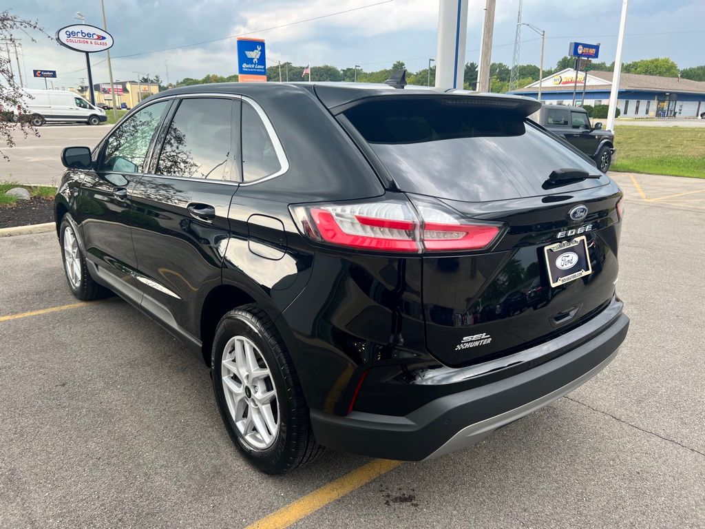 2024 Ford Edge SEL photo 39