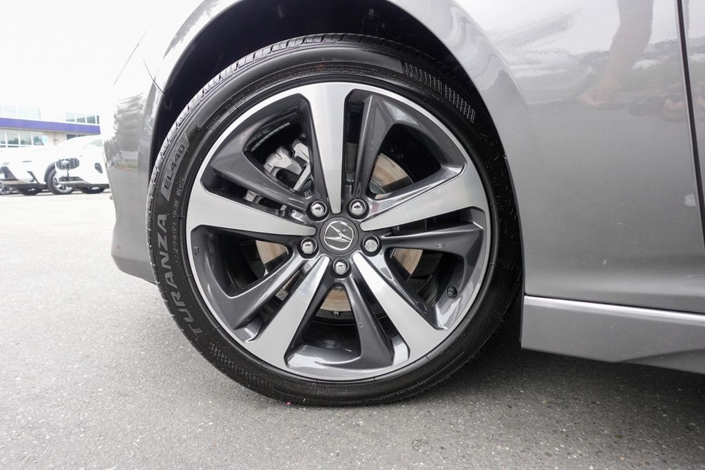 2025 Acura TLX Technology photo 8
