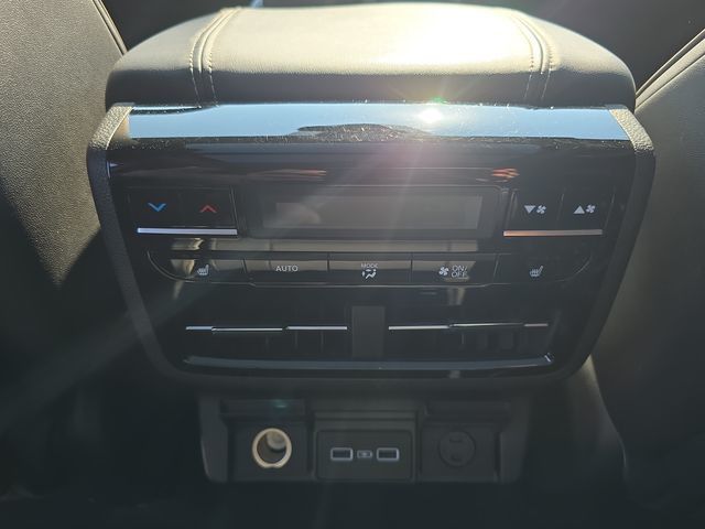 2022 Acura MDX Advance photo 28