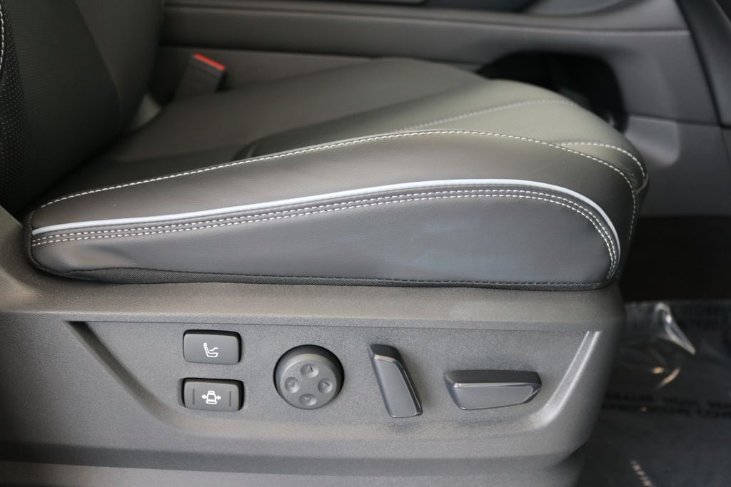 2025 Infiniti QX80 Sensory photo 33