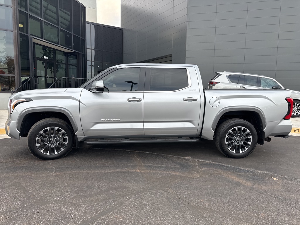 2024 Toyota Tundra Limited's photo