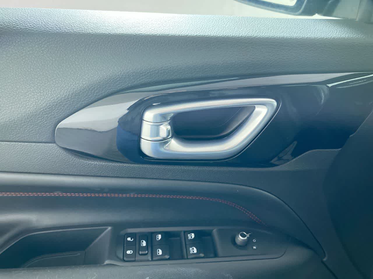 2023 Jeep Compass Trailhawk photo 9