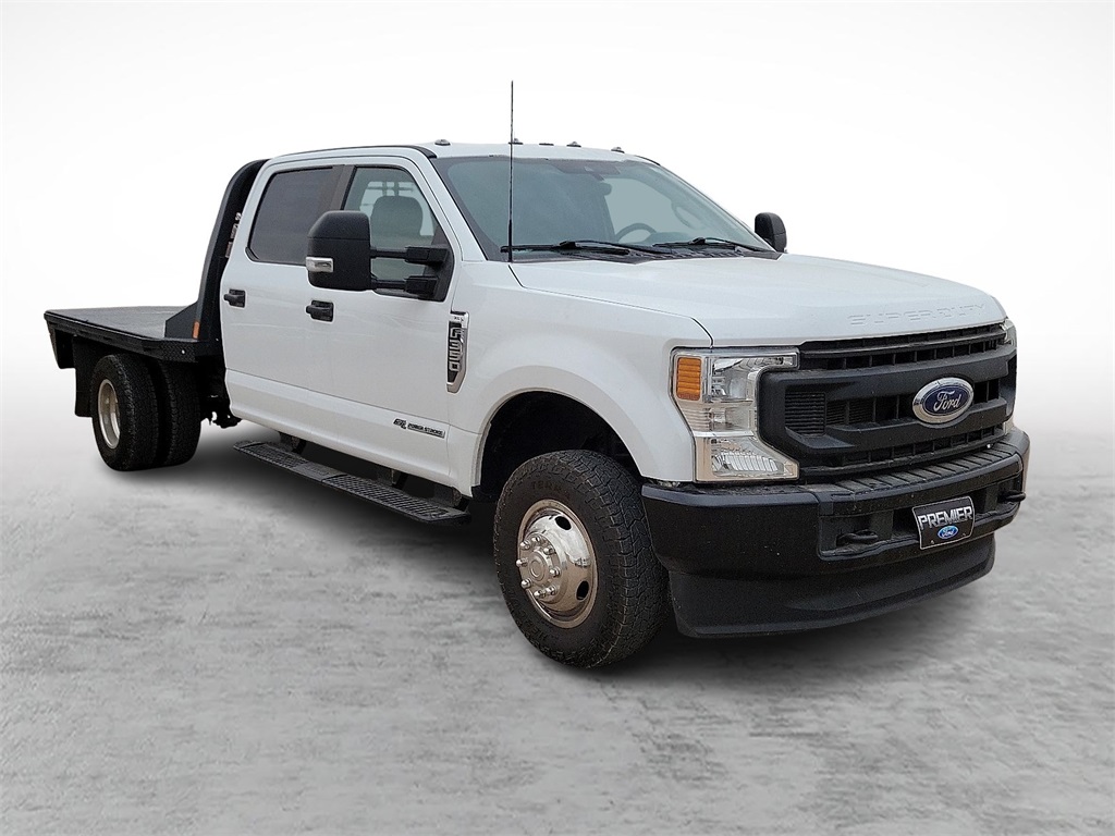 2022 Ford F-350 Super Duty Chassis Cab XL