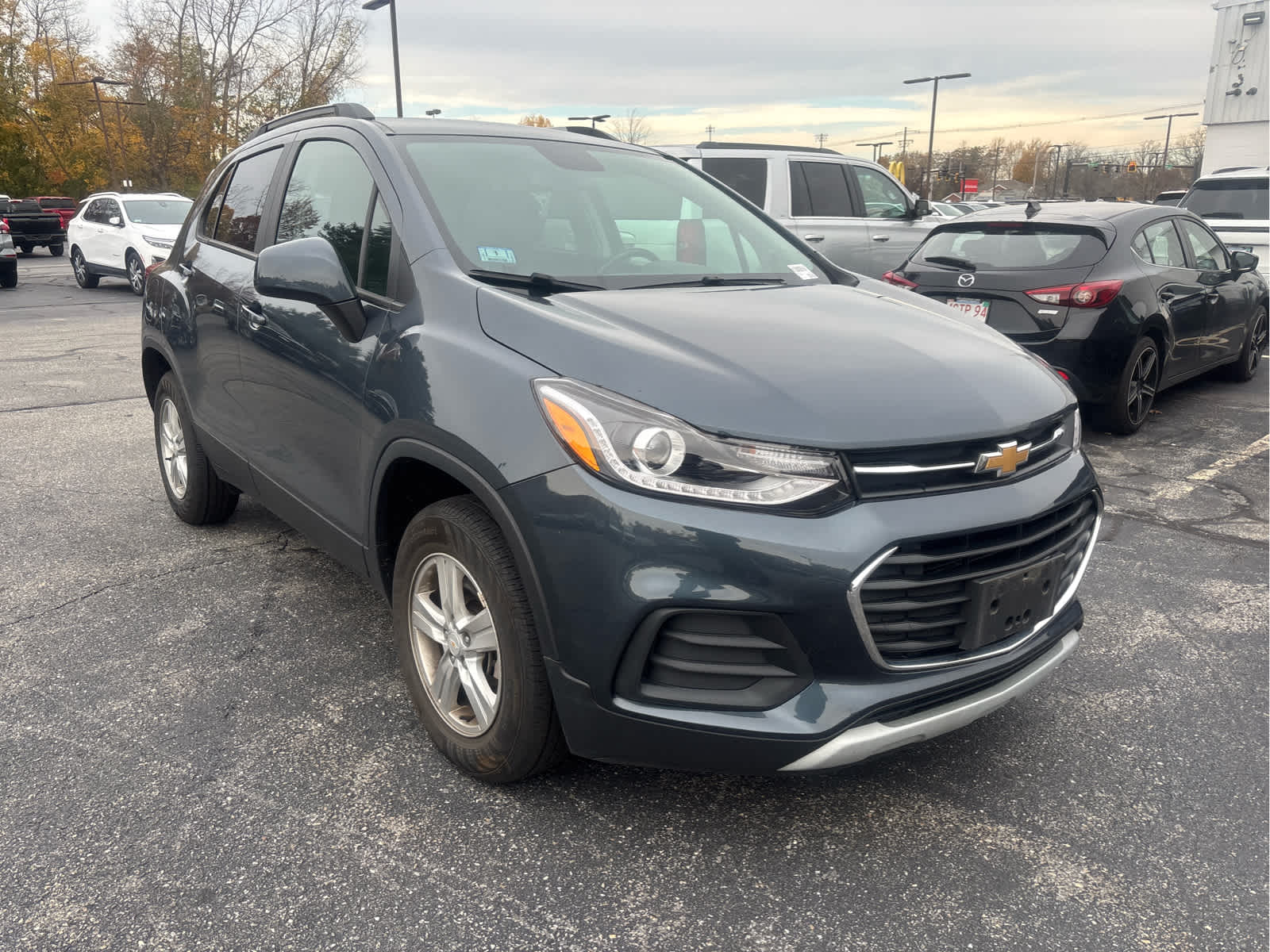 2022 Chevrolet Trax LT photo 3