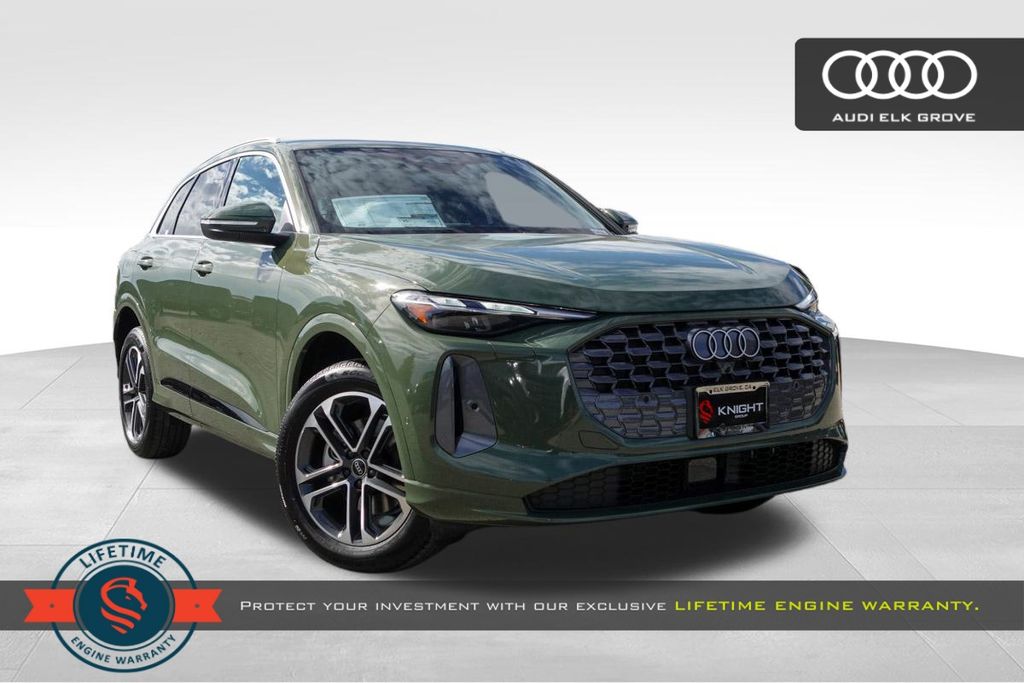 2025 Audi New Q5 Premium's photo