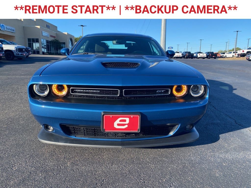 2022 Dodge Challenger GT photo 2