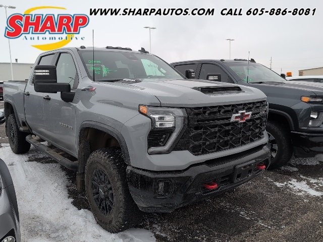 2024 Chevrolet Silverado 2500HD ZR2's photo