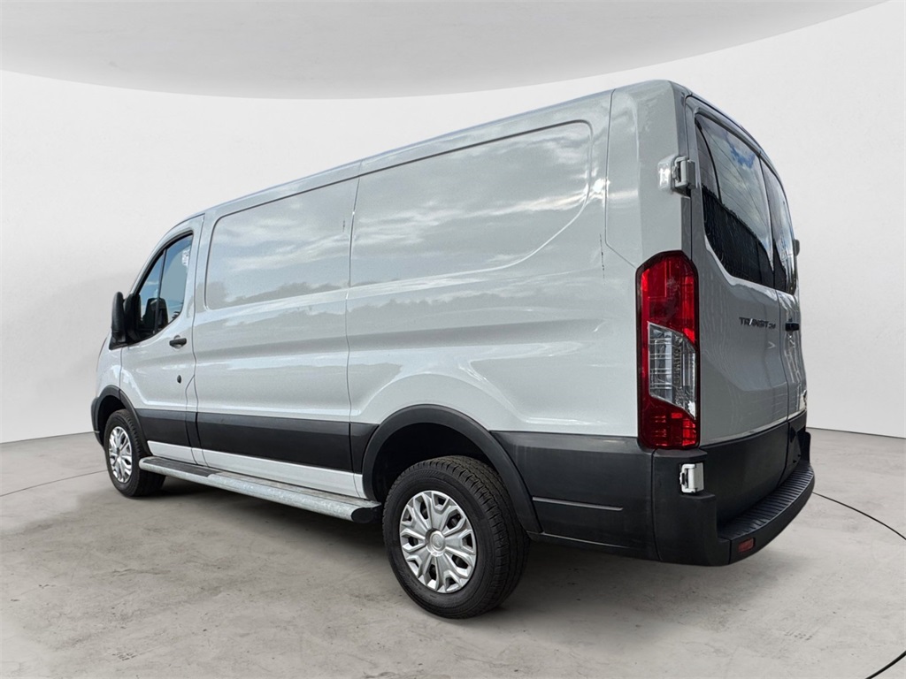 2023 Ford Transit photo 2