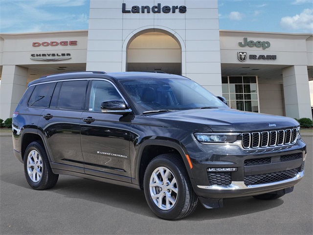 2023 Jeep Grand Cherokee Limited photo 3