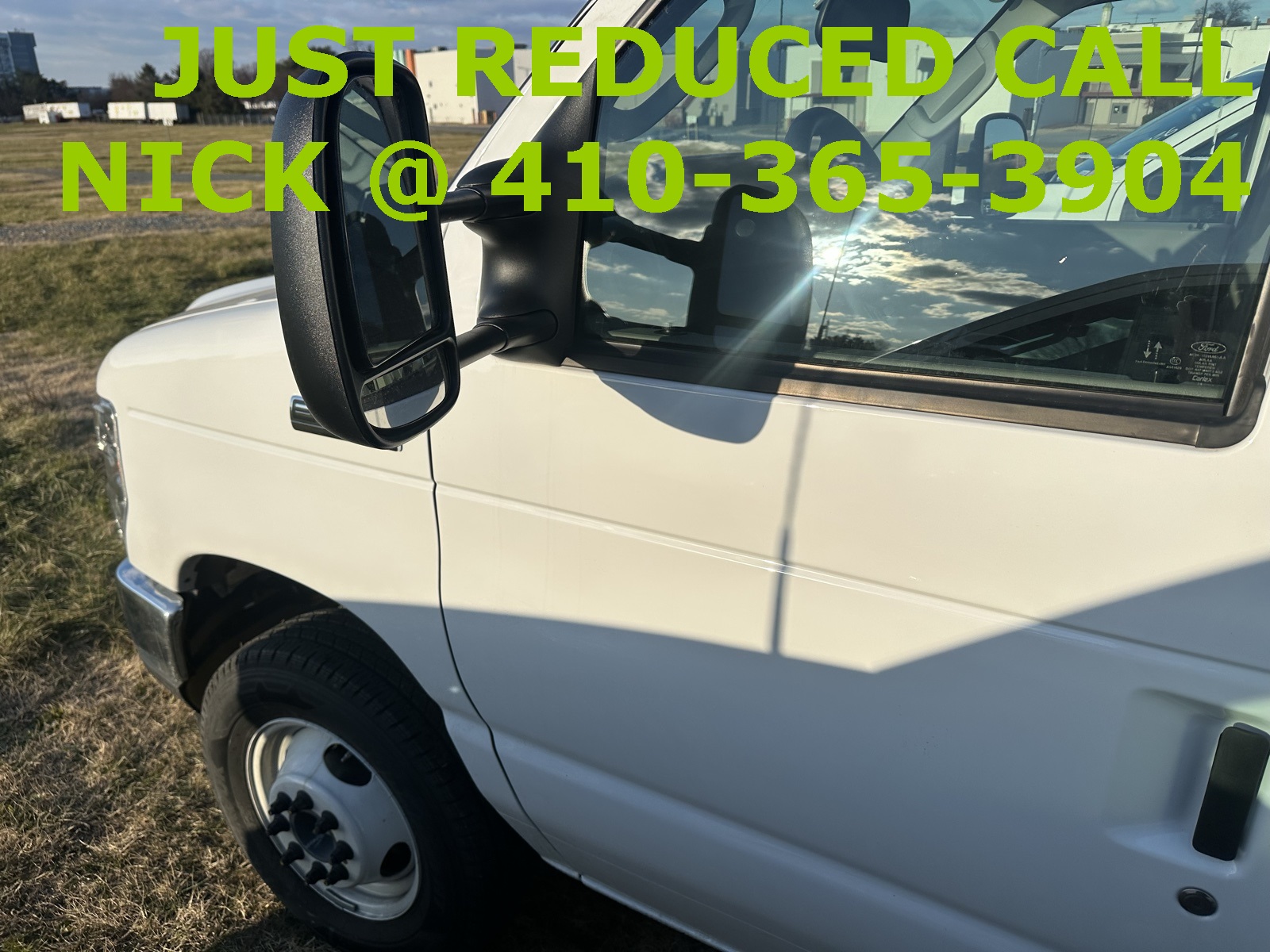2025 Ford E-350 photo 2