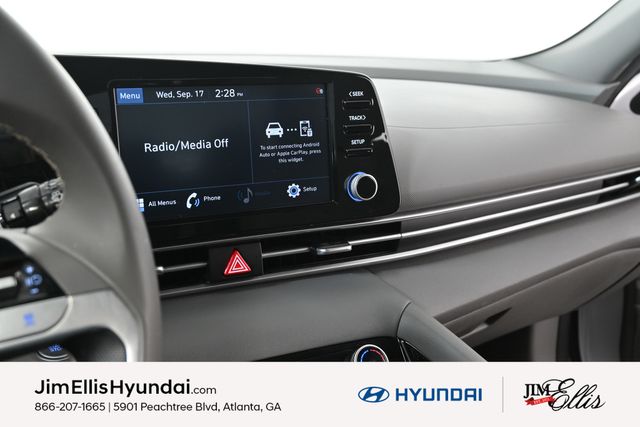 2022 Hyundai Elantra SEL Convenience photo 12