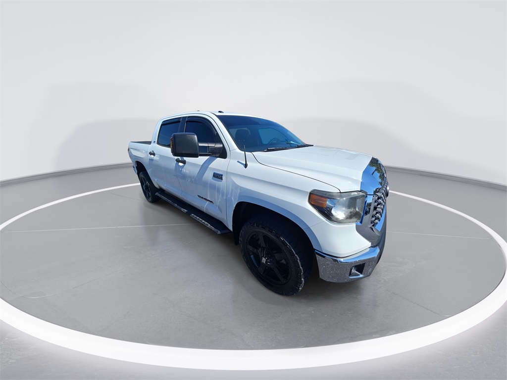 2018 Toyota Tundra CrewMax photo 2