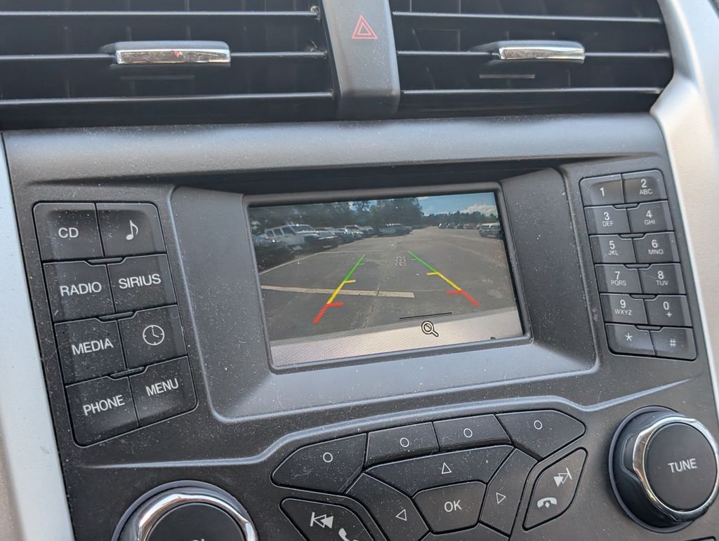 2015 Ford Fusion SE photo 14