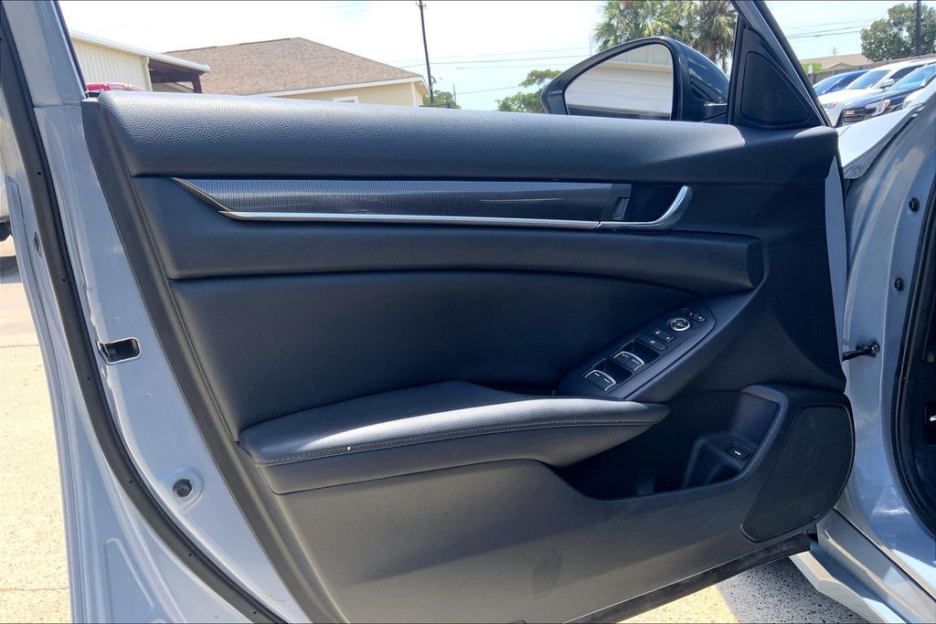 2021 Honda Accord Sport SE photo 16