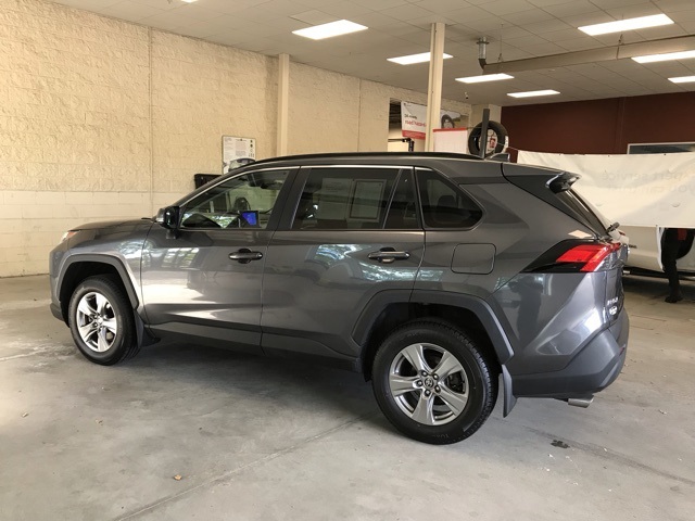 2023 Toyota RAV4 XLE photo 7