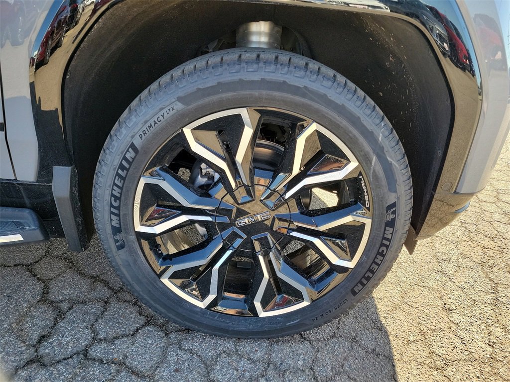 2025 Gmc Sierra EV photo 14