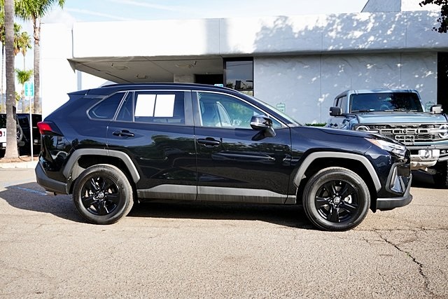 Used 2024 Black Toyota XLE image 6