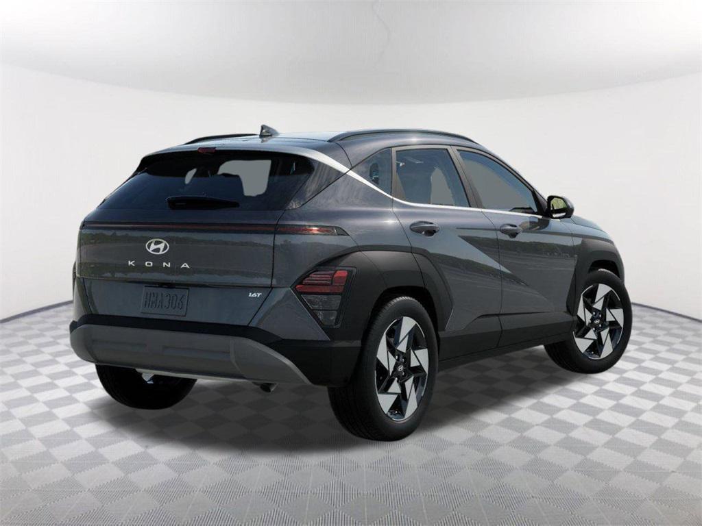 2026 Hyundai Kona SEL photo 2
