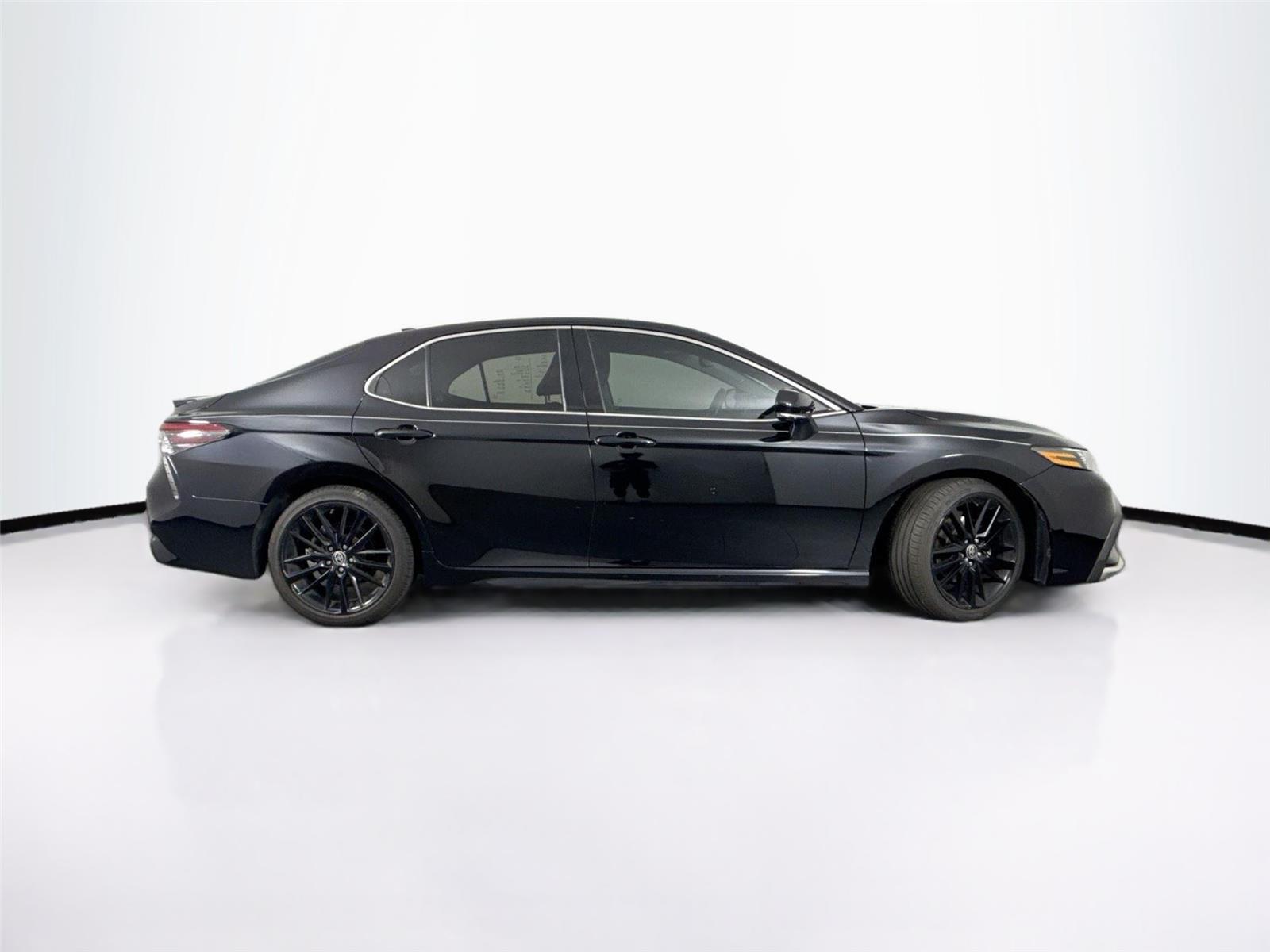 2021 Toyota Camry XSE photo 5
