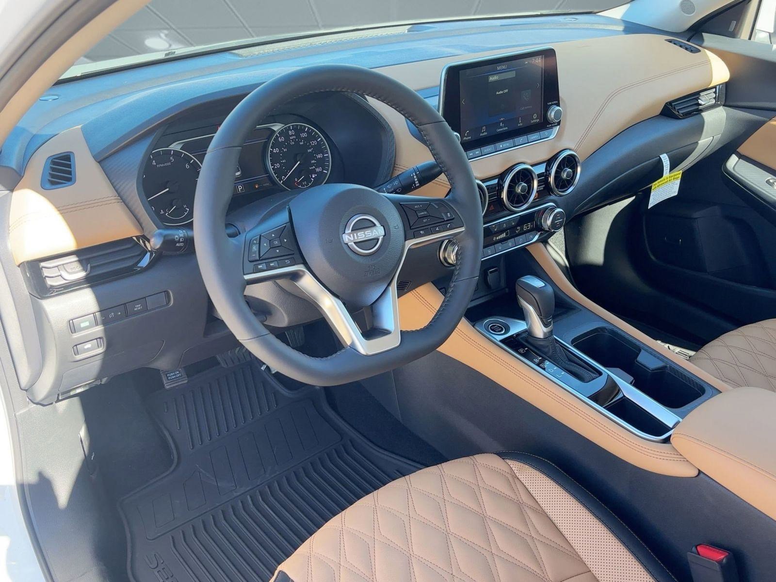 2025 Nissan Sentra SV photo 4