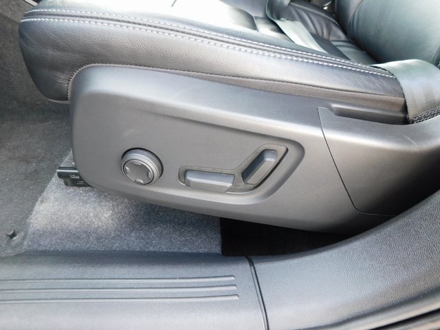 2024 Volvo XC40 Core photo 12