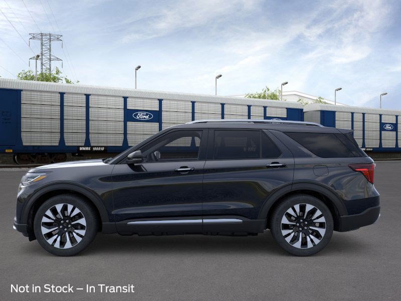 2026 Ford Explorer Platinum photo 2