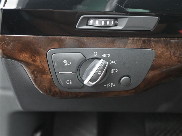 2019 Audi Q7 55 Premium photo 19