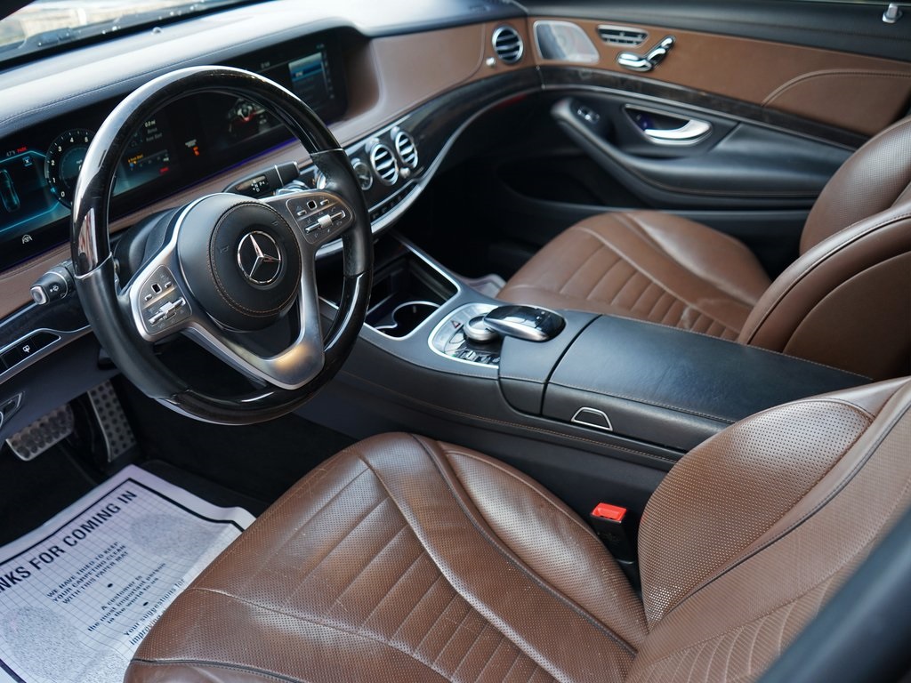 2019 Mercedes Benz S 560 photo 2