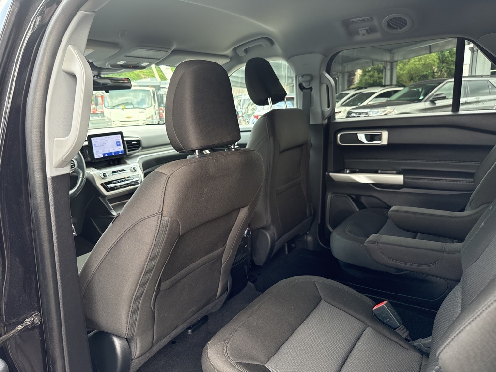 2022 Ford Explorer XLT photo 21