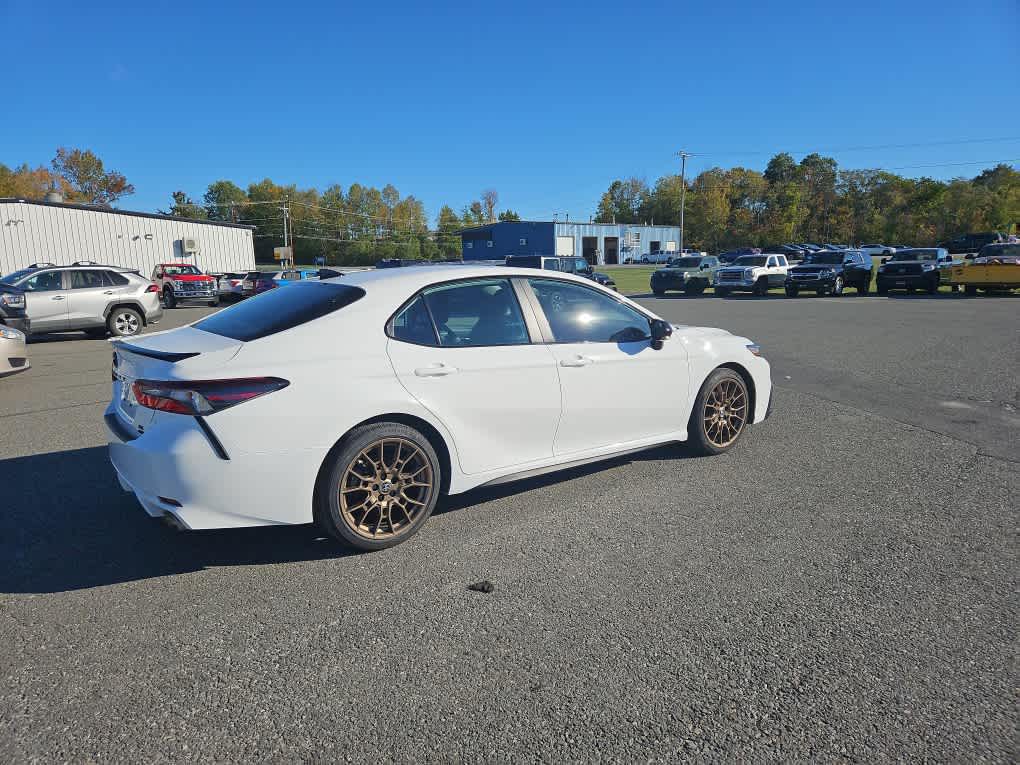 2023 Toyota Camry SE photo 4