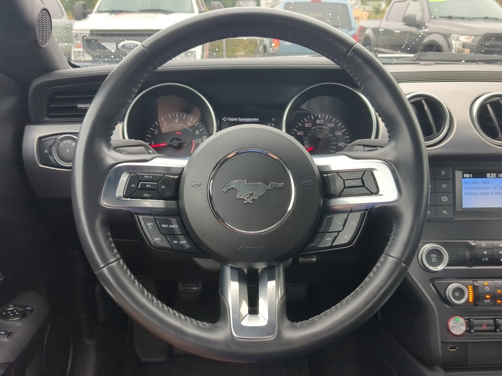 2022 Ford Mustang GT photo 2