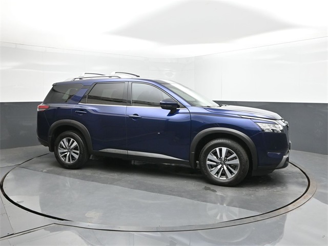 2023 Nissan Pathfinder SL photo 16