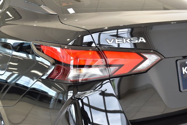 2022 Nissan Versa 1.6 SV photo 7